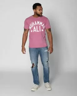 Muhammad Ali SPORT AND ICON Ali Classic Pink Tee