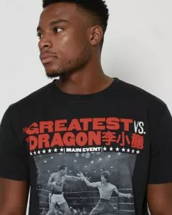 Muhammad Ali / Bruce Lee Ali Vs. Lee - Night Of Greatness Tee SPORT AND ICON