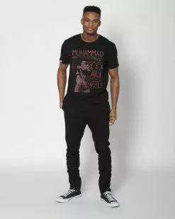 Muhammad Ali Ali Zaire 74 Profile Tee SPORT AND ICON