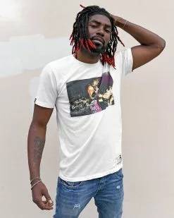 NEW ARRIVALS Bret Hart Retro Photo White Tee