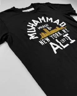 Muhammad Ali FOTC - Ali 1971 MSG Tee SPORT AND ICON