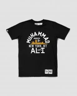 Muhammad Ali FOTC - Ali 1971 MSG Tee SPORT AND ICON