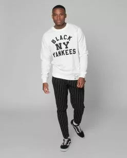 NY Black Yankees Sweatshirt