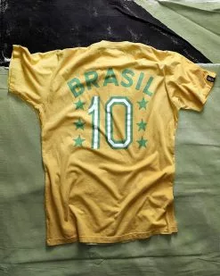 NEW ARRIVALS Pelé Brasil #10 Yellow Tee