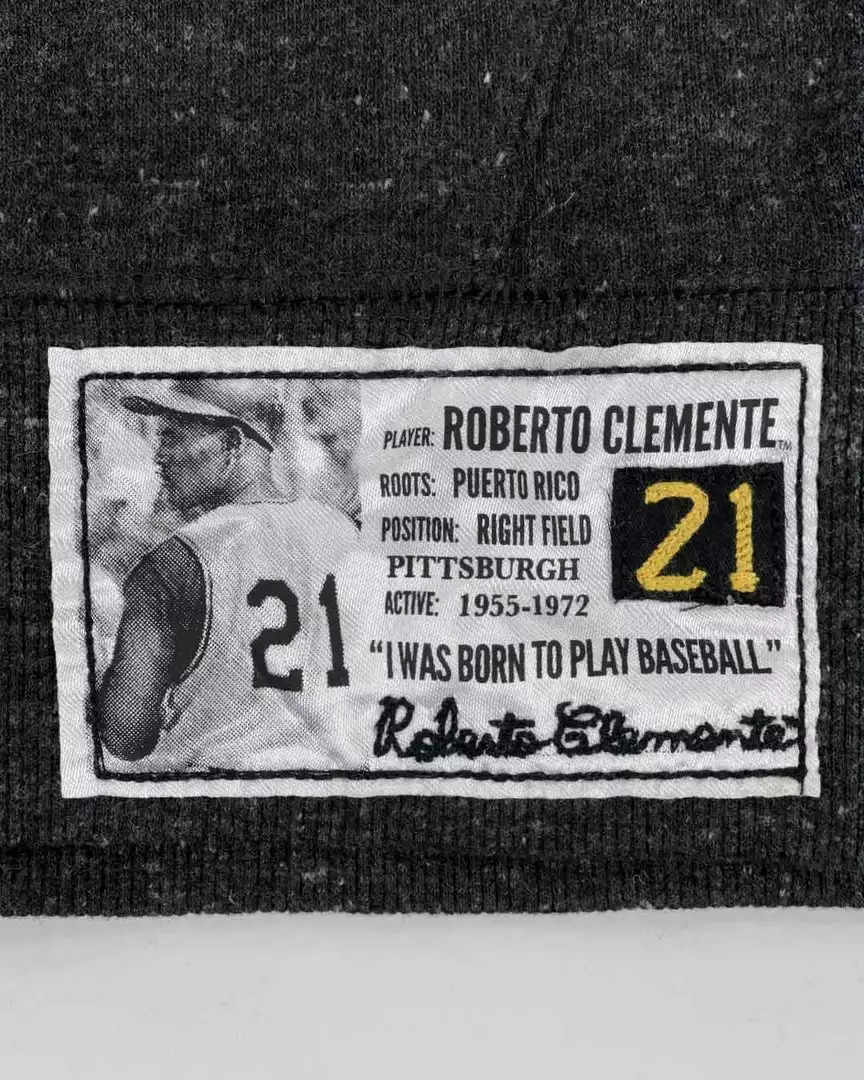 Roberto Clemente #21 Pullover Hoody SPORT AND ICON 6 Roberto Clemente #21 Pullover Hoody SPORT AND ICON